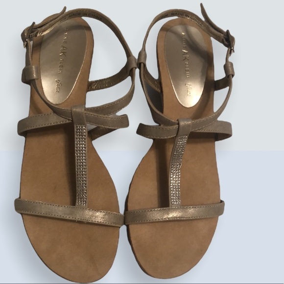 Anne Klein silver metallic wedges. Sz 8 1/2 - Picture 1 of 7